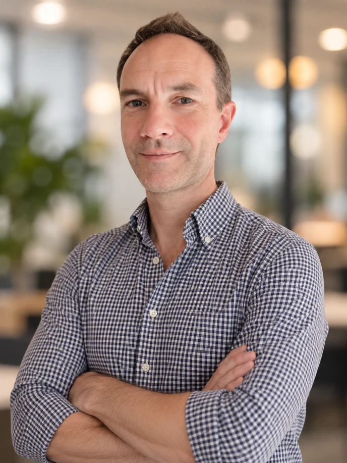 Ludovic Croxford, PhD, research consultant in neuroimmunology